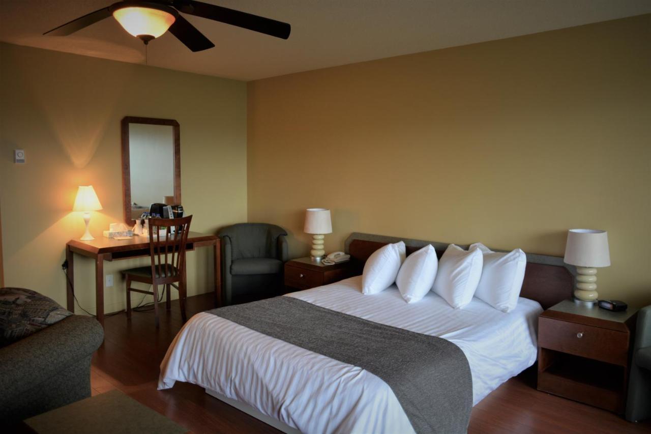 Motel Quatre Saisons 福里斯特维尔 外观 照片